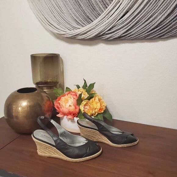 Etienne Aigner Cassa Wedge Heels Sz 7 - Picture 3 of 6